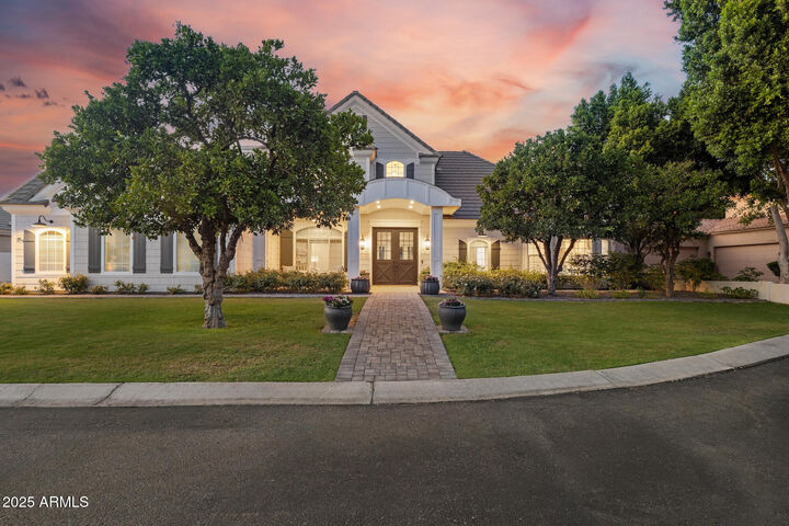 Property Photo: 2625 N 24th Street 15 AZ 85213