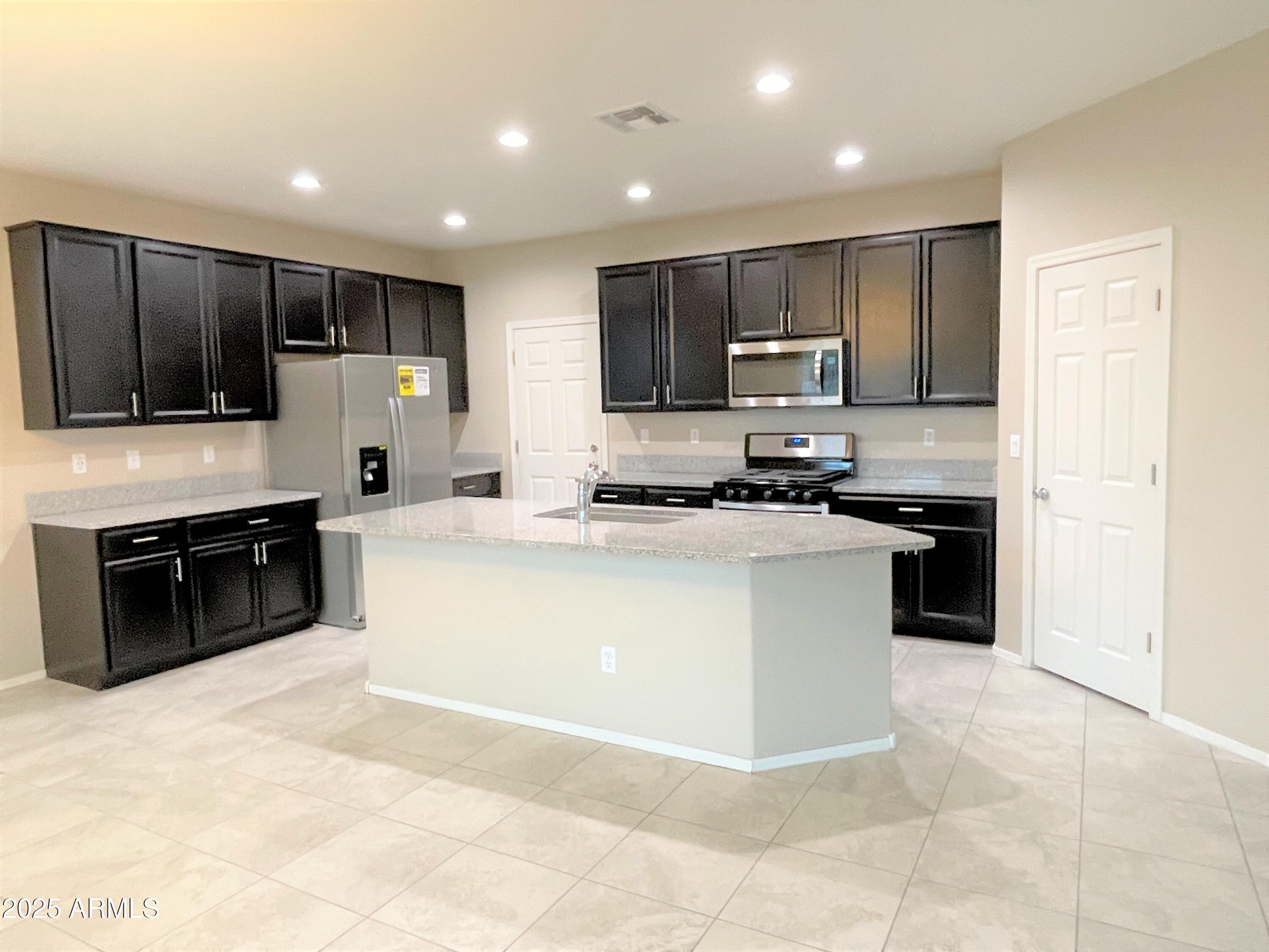 Property Photo: 1424 N St. Paul -- AZ 85205