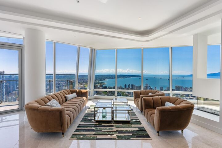 Property Photo: 1151 W Georgia Street Ph3 BC V6E 0B3