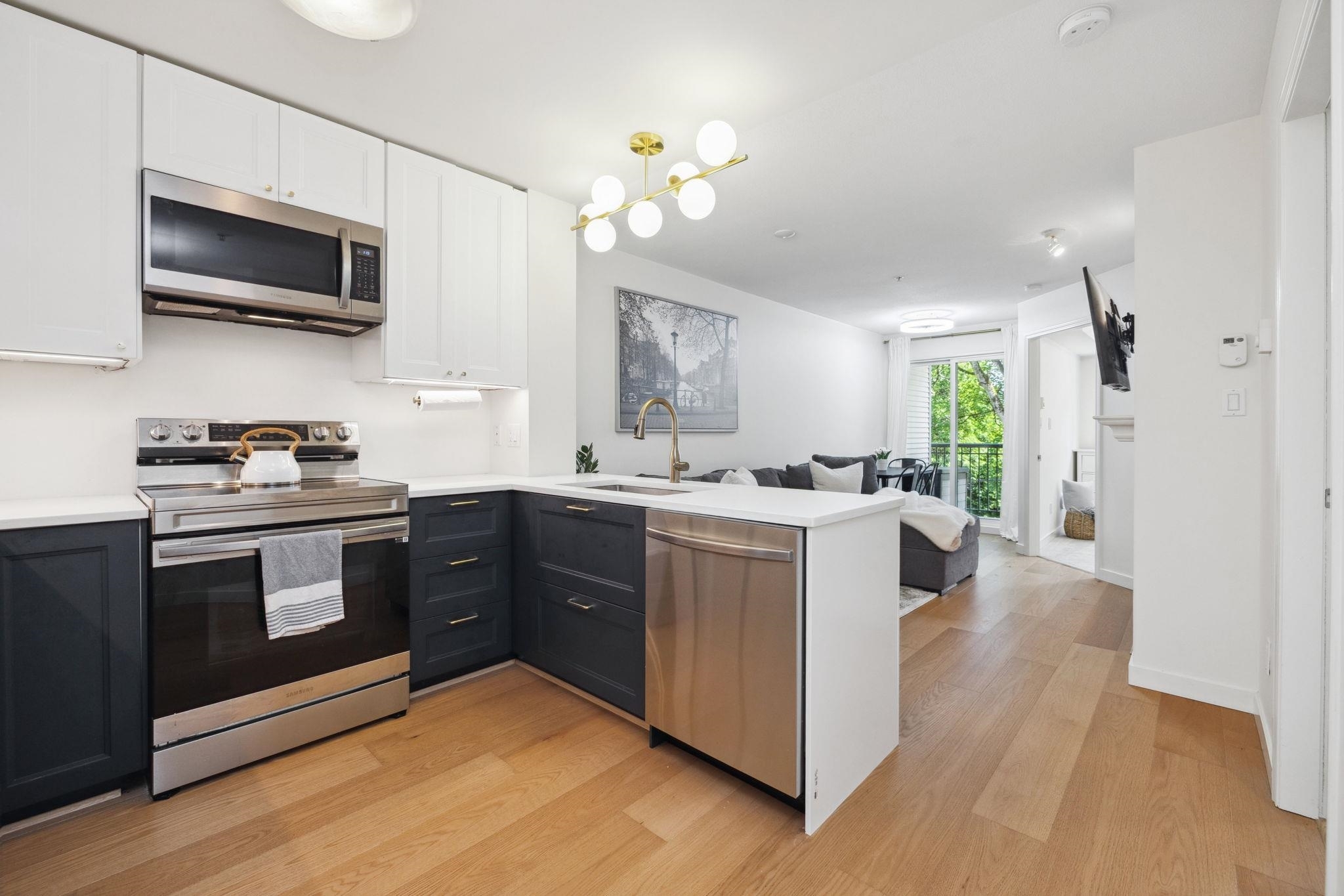 Property Photo: 3278 Heather Street 318 BC V5Z 4R9