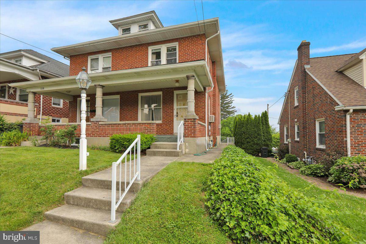Property Photo:  116 Chestnut Street  PA 19607 
