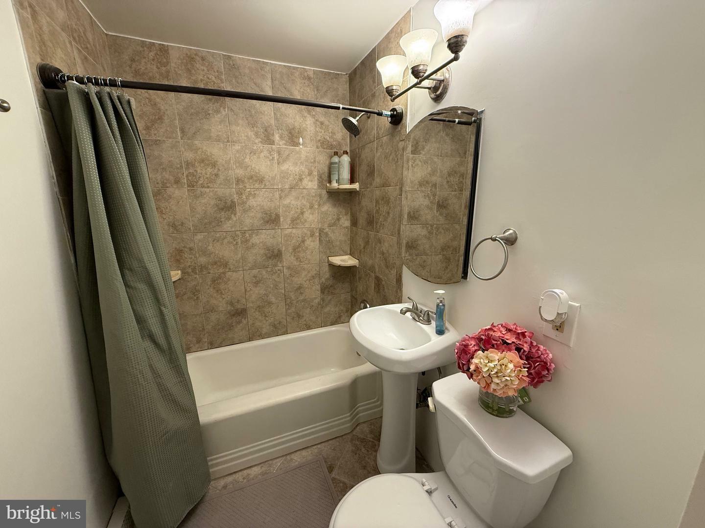 Property Photo:  83 Theresa Street  NJ 08618 