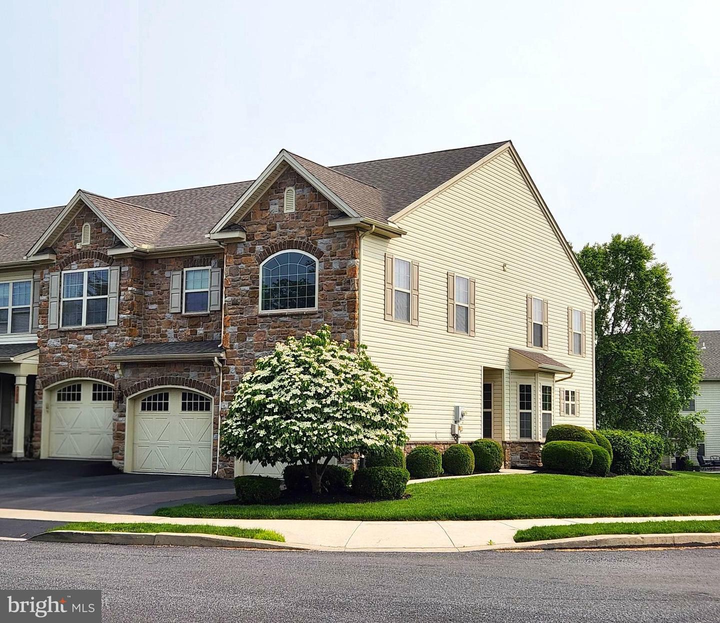 447 Nursery Drive N  Mechanicsburg PA 17055 photo