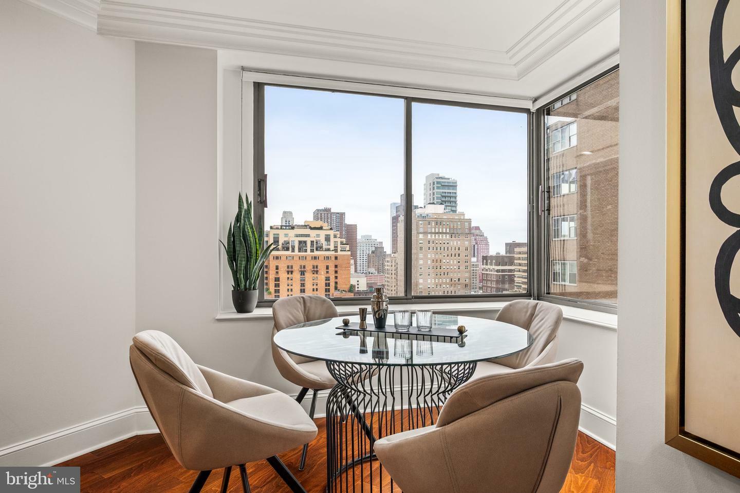 Property Photo: 202 W Rittenhouse Square 10 1809 PA 19103