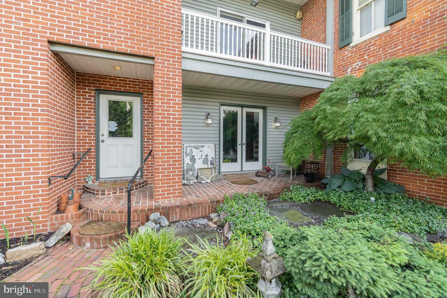 Property Photo: 473-481 S Second Street PA 17201