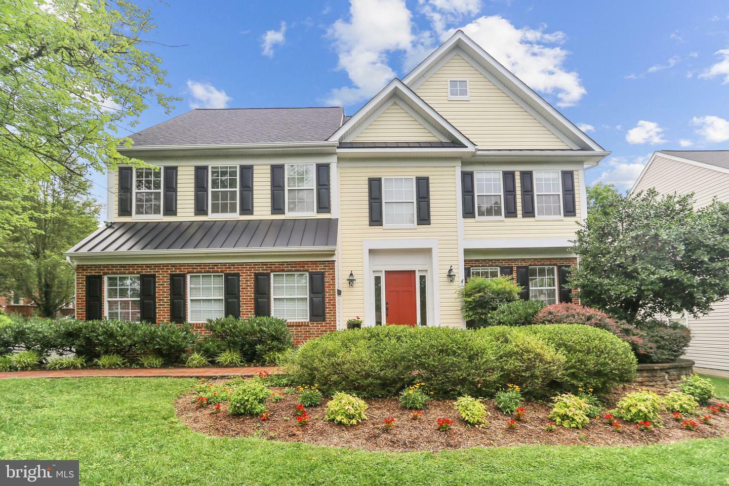 Property Photo: 10801 Torrance Drive MD 20895