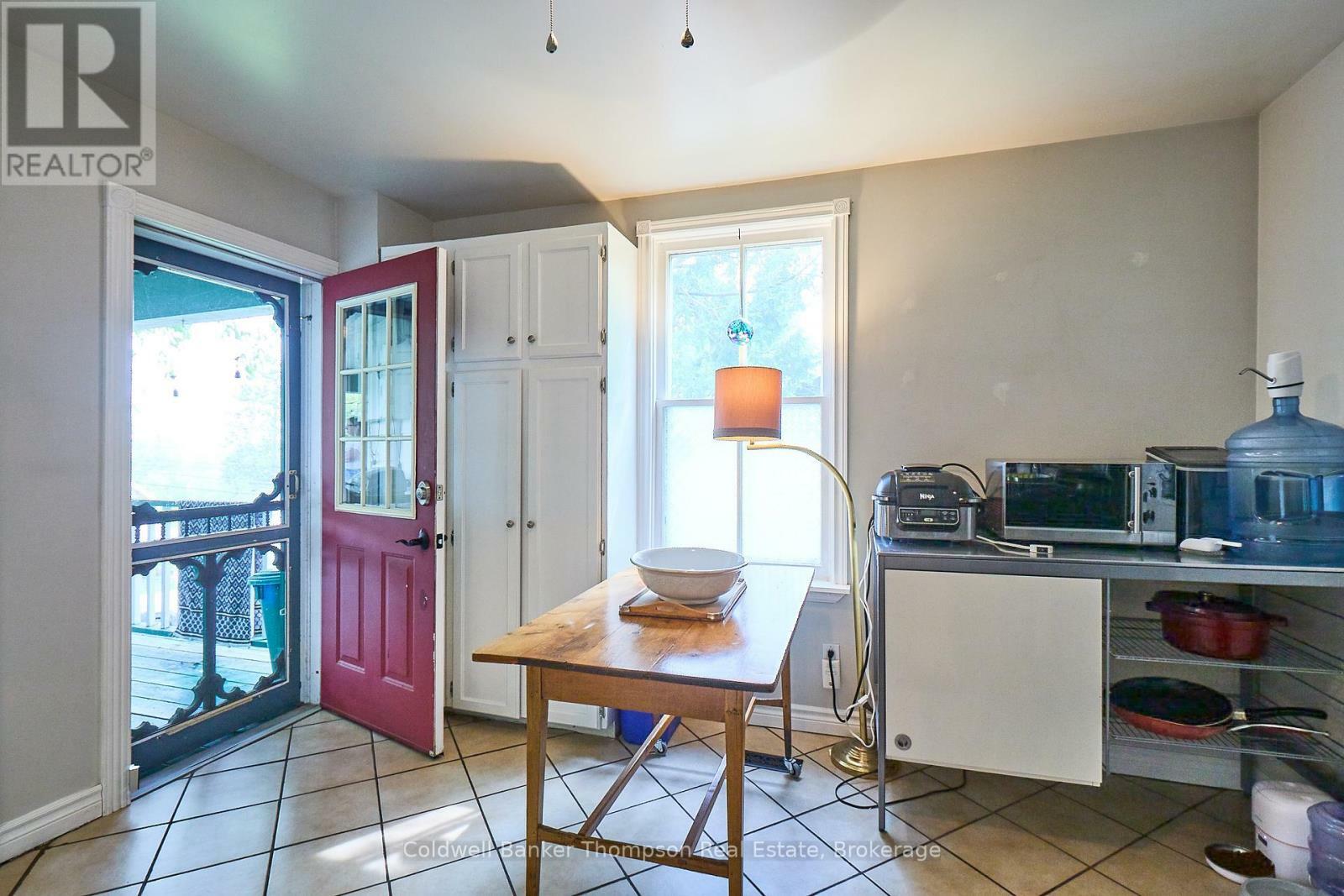 Property Photo:  19 Florence Street East  ON P1H 1P8 