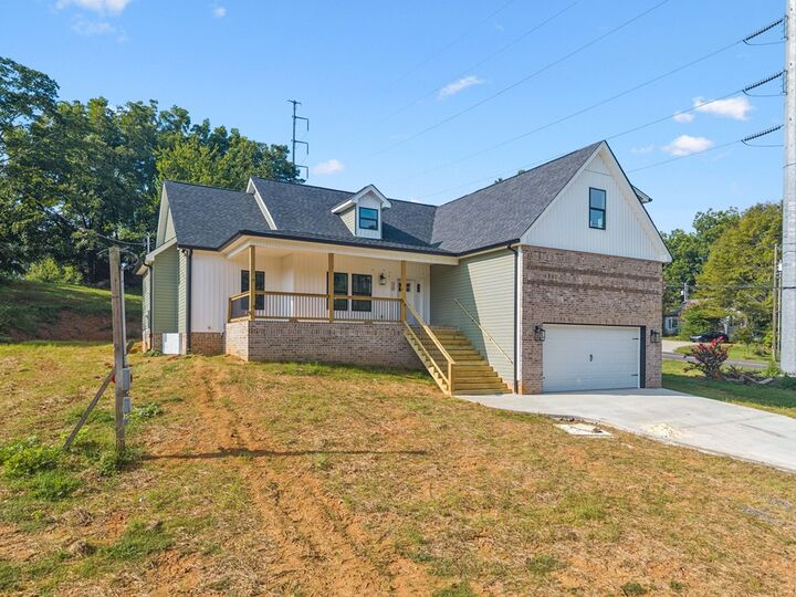 Property Photo: 104 Buckingham Drive GA 30720