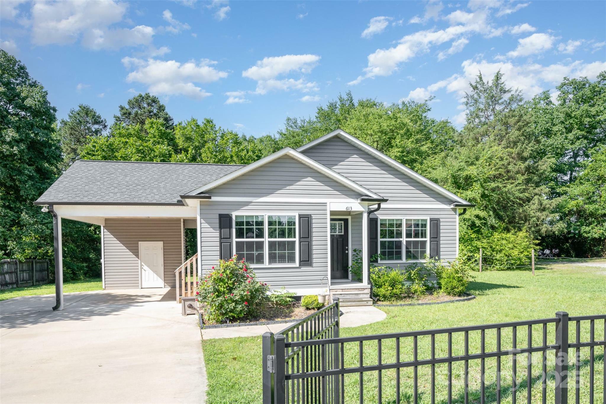 Property Photo: 613 Gold Hill Drive NC 28146