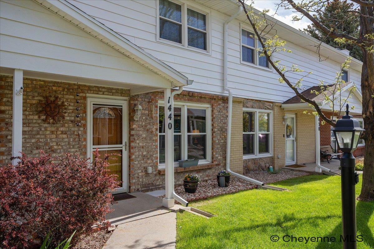 1440 Trent Ct  Cheyenne WY 82009 photo