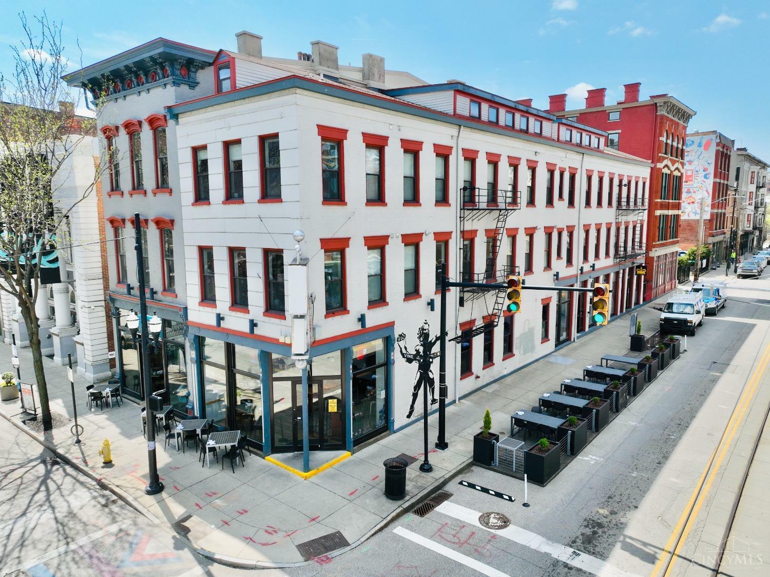 Property Photo: 5 W Twelfth Street OH 45202