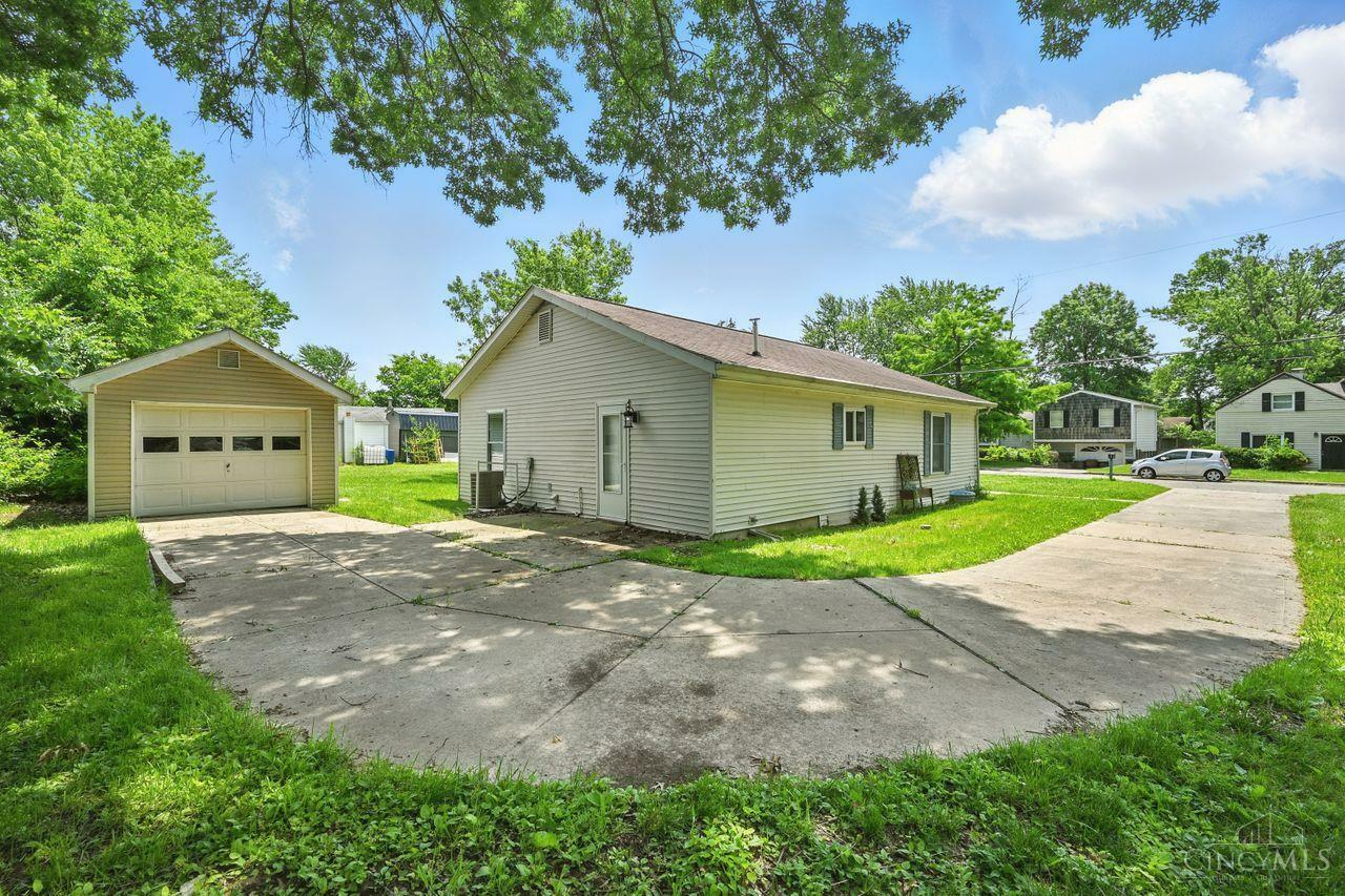 Property Photo:  2366 Wilson  OH 45231 