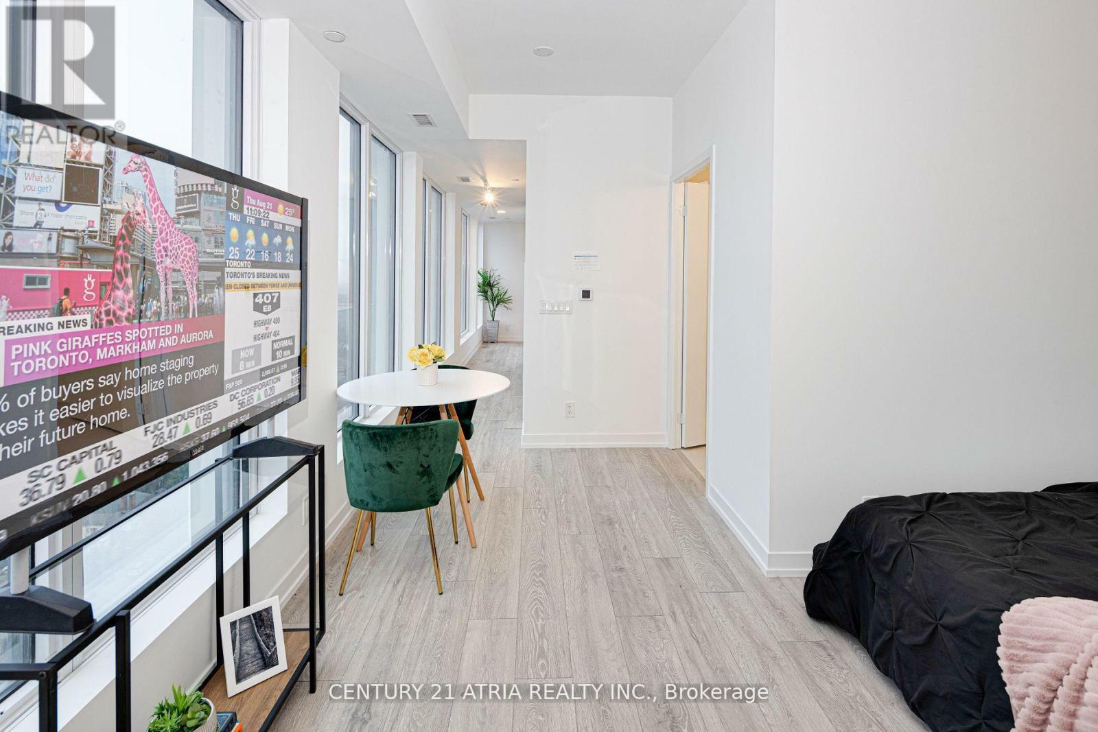 Property Photo: 2020 Bathurst Street 1820 ON M5P 0A6