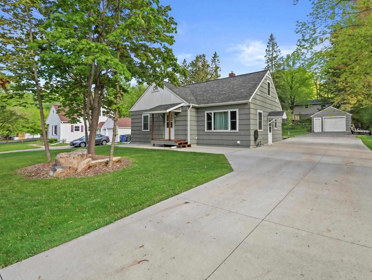 Property Photo: 912 Brown Street WI 54403