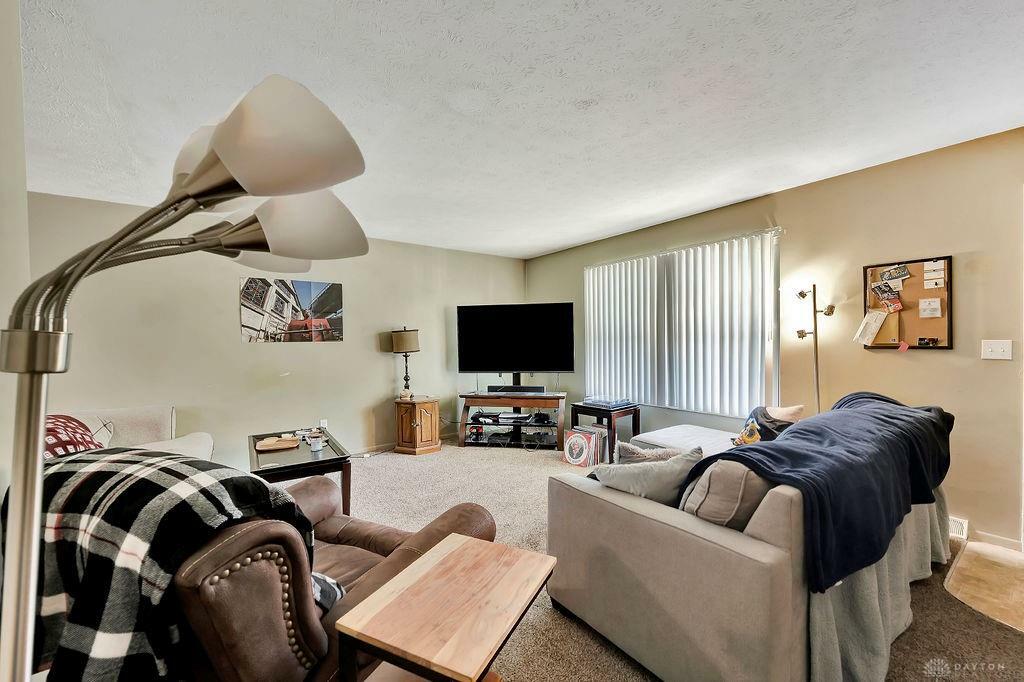 Property Photo:  1024 Arrowhead Drive  OH 45056 