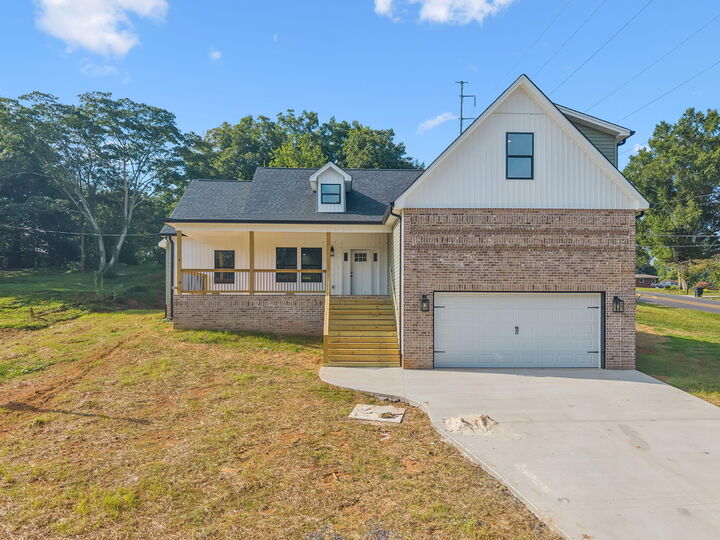 Property Photo: 104 Buckingham Drive GA 30720