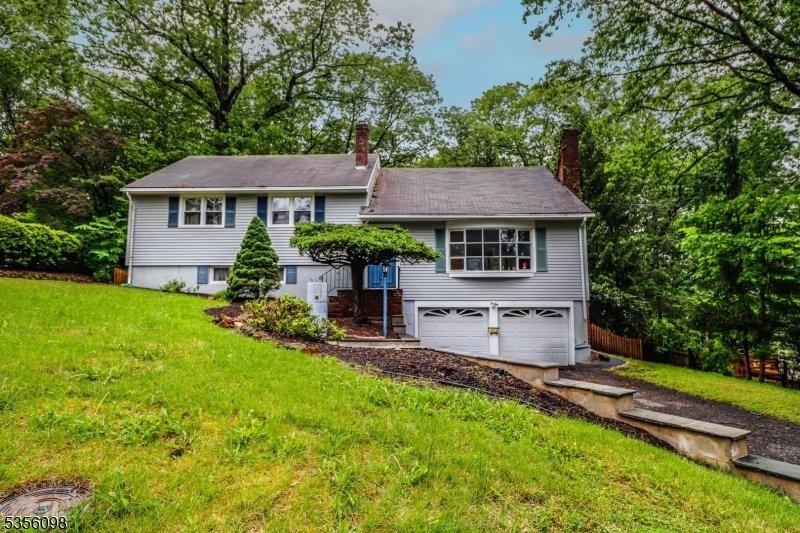 Property Photo:  142 Timber Dr  NJ 07922 