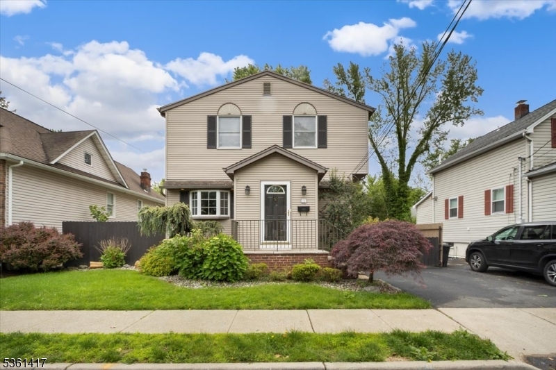 Property Photo: 35 Glendale Dr NJ 07642