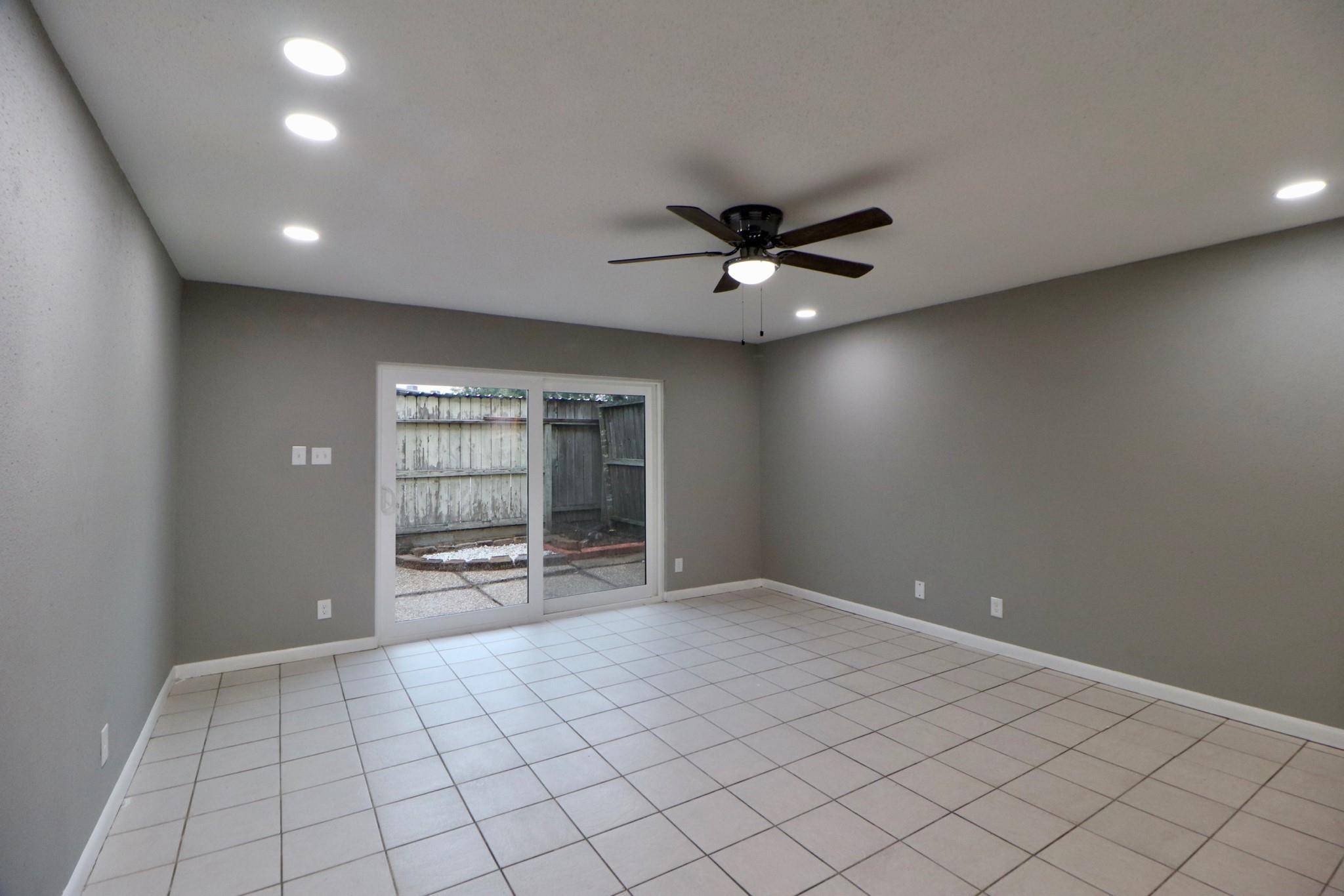 Property Photo: 11550 Chimney Rock Road 500 TX 77035