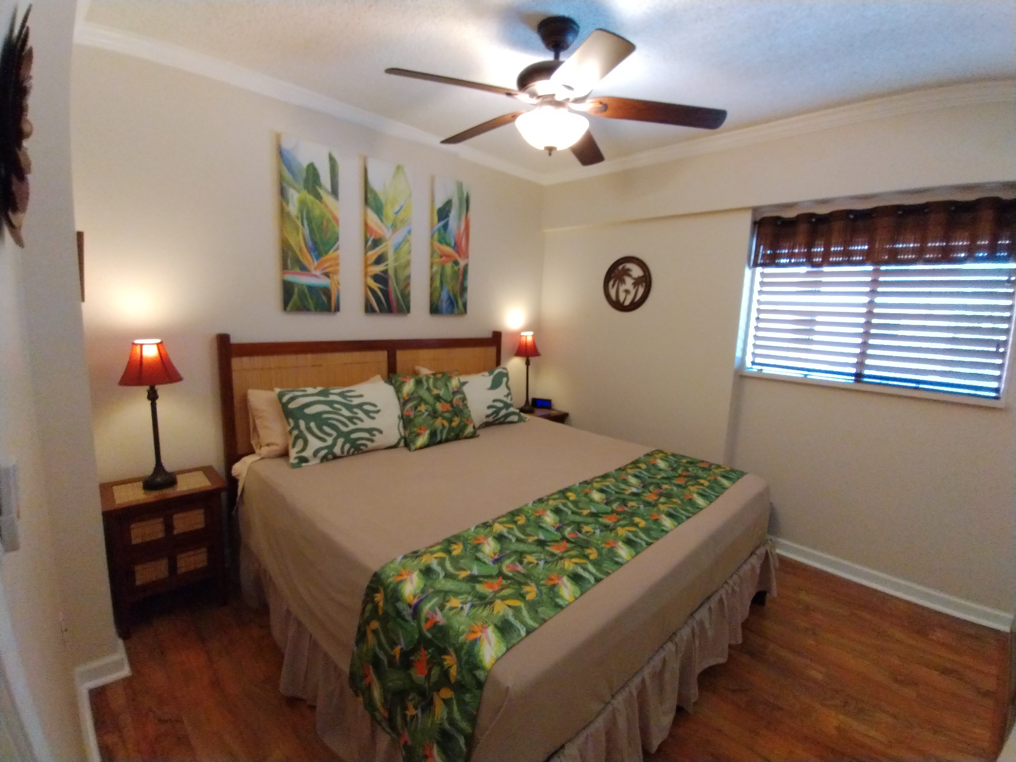 Property Photo: 75-5719 Alii Dr 211 HI 96740