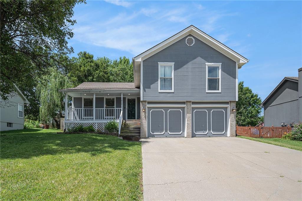 Property Photo:  412 Fletcher Drive  MO 64089 