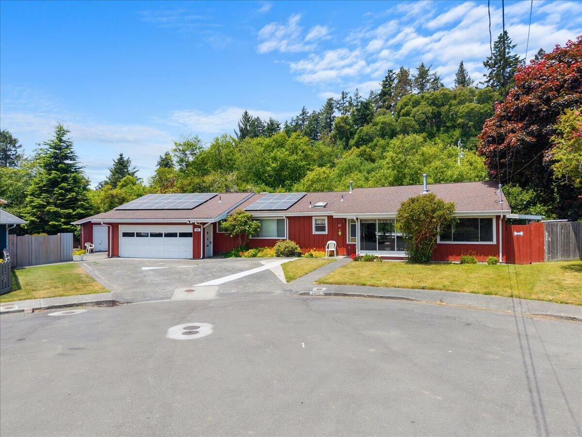 267 Beverly Court  Sunny Brae CA 95521 photo