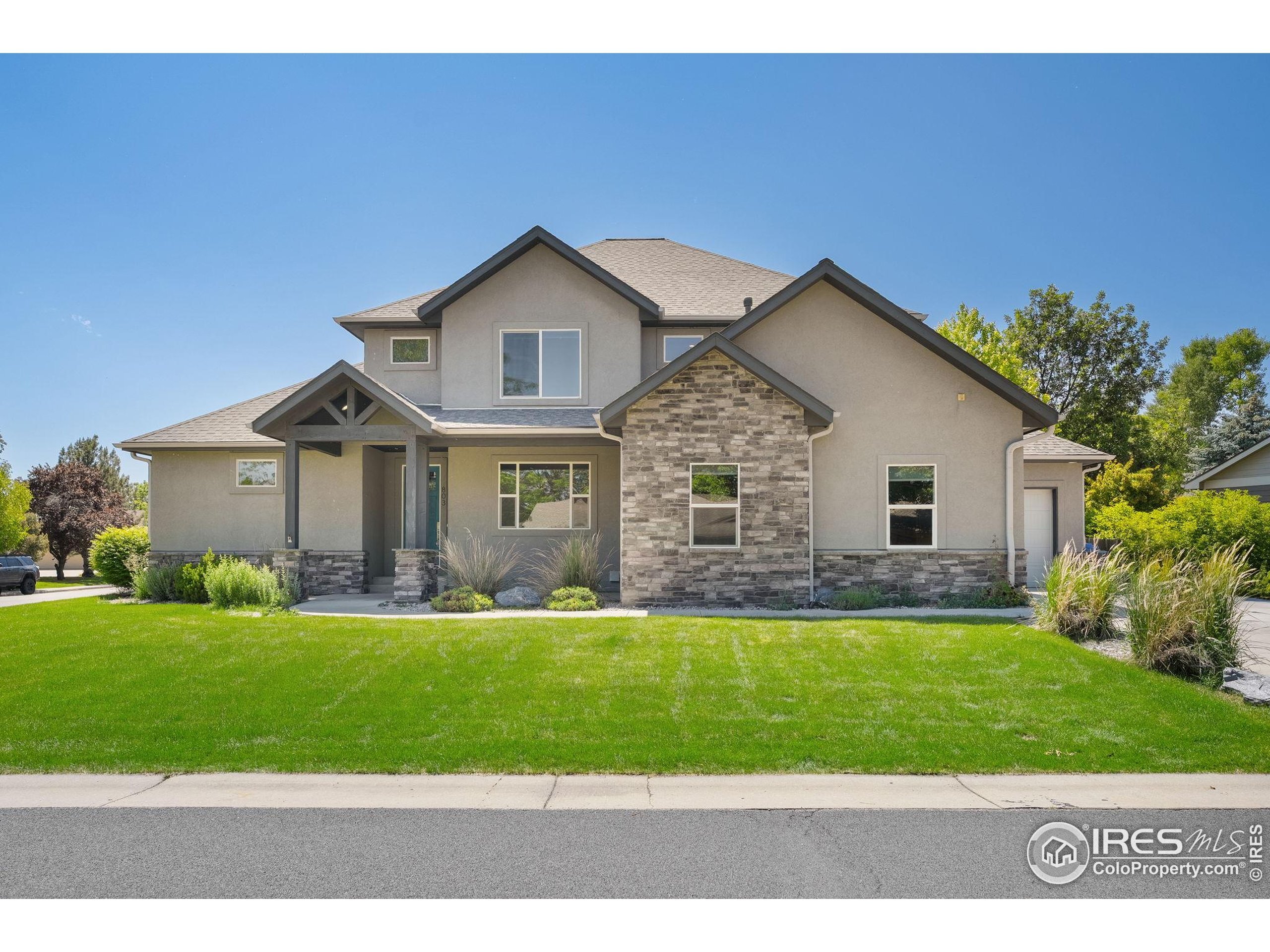 Property Photo: 803 Imperial Ct CO 80537
