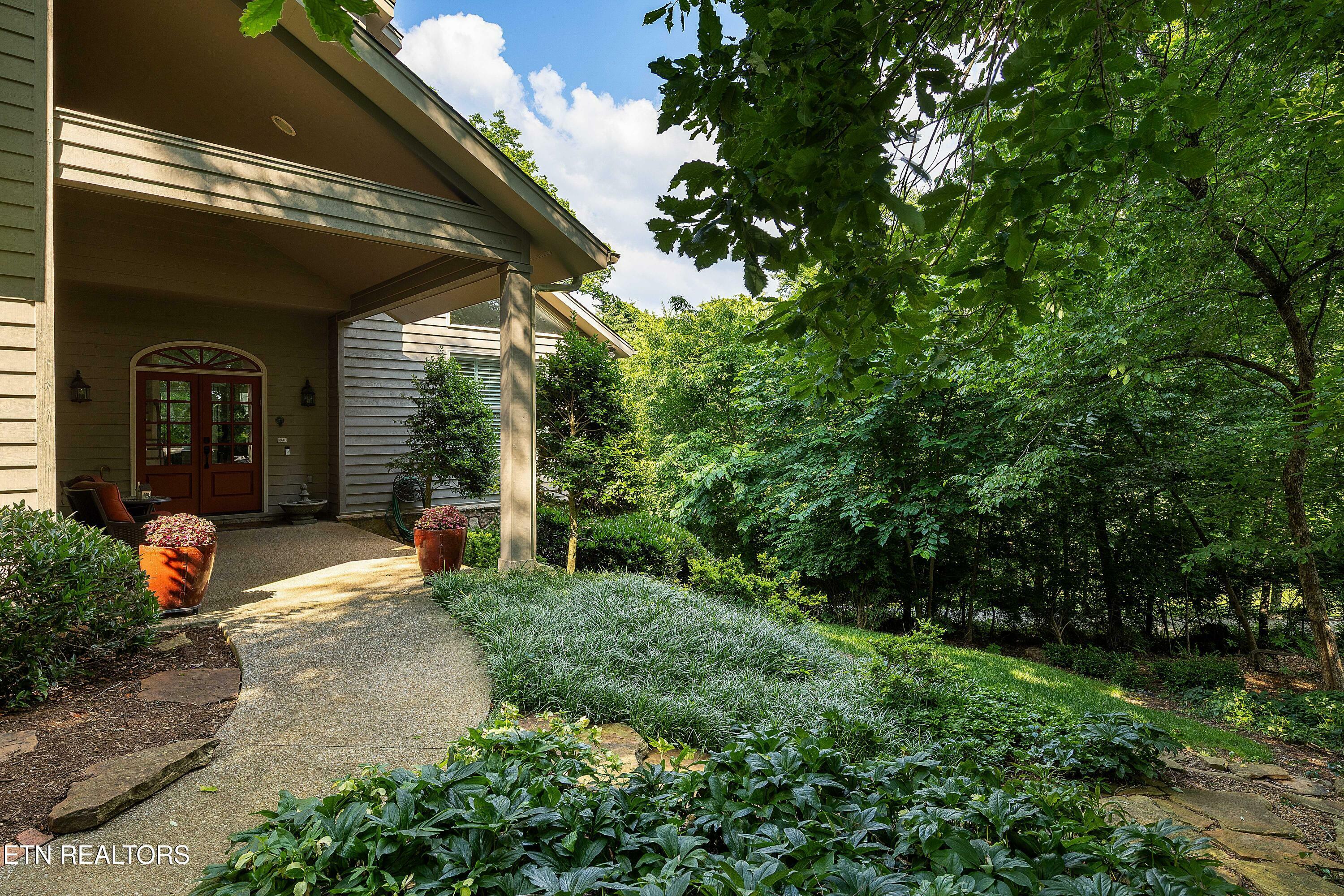 Property Photo: 8940 Kelsey Lane TN 37922
