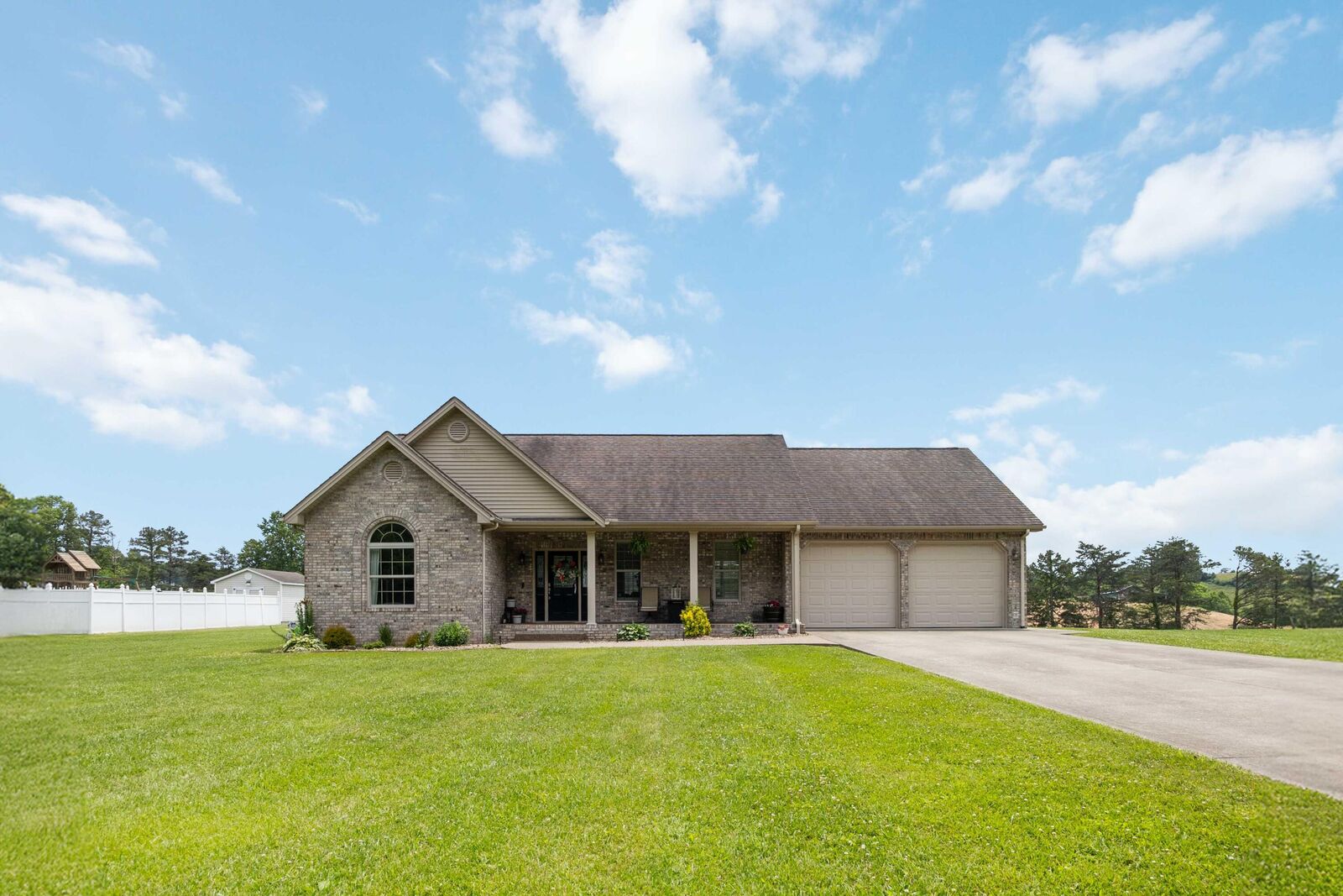 Property Photo: 195 Couch Baker Lane KY 40744