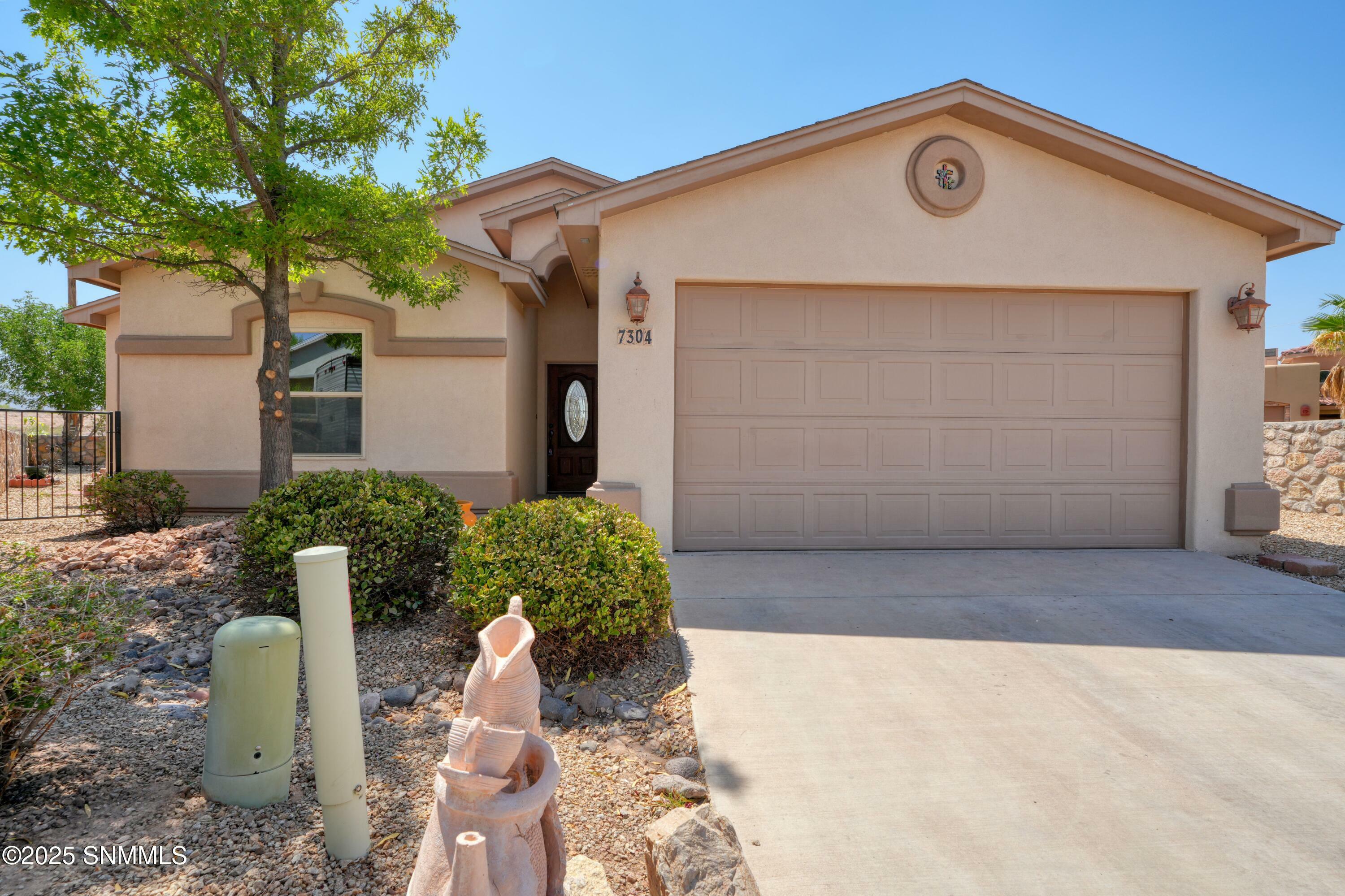 Property Photo: 7304 Vista De Sobre Drive NM 88012