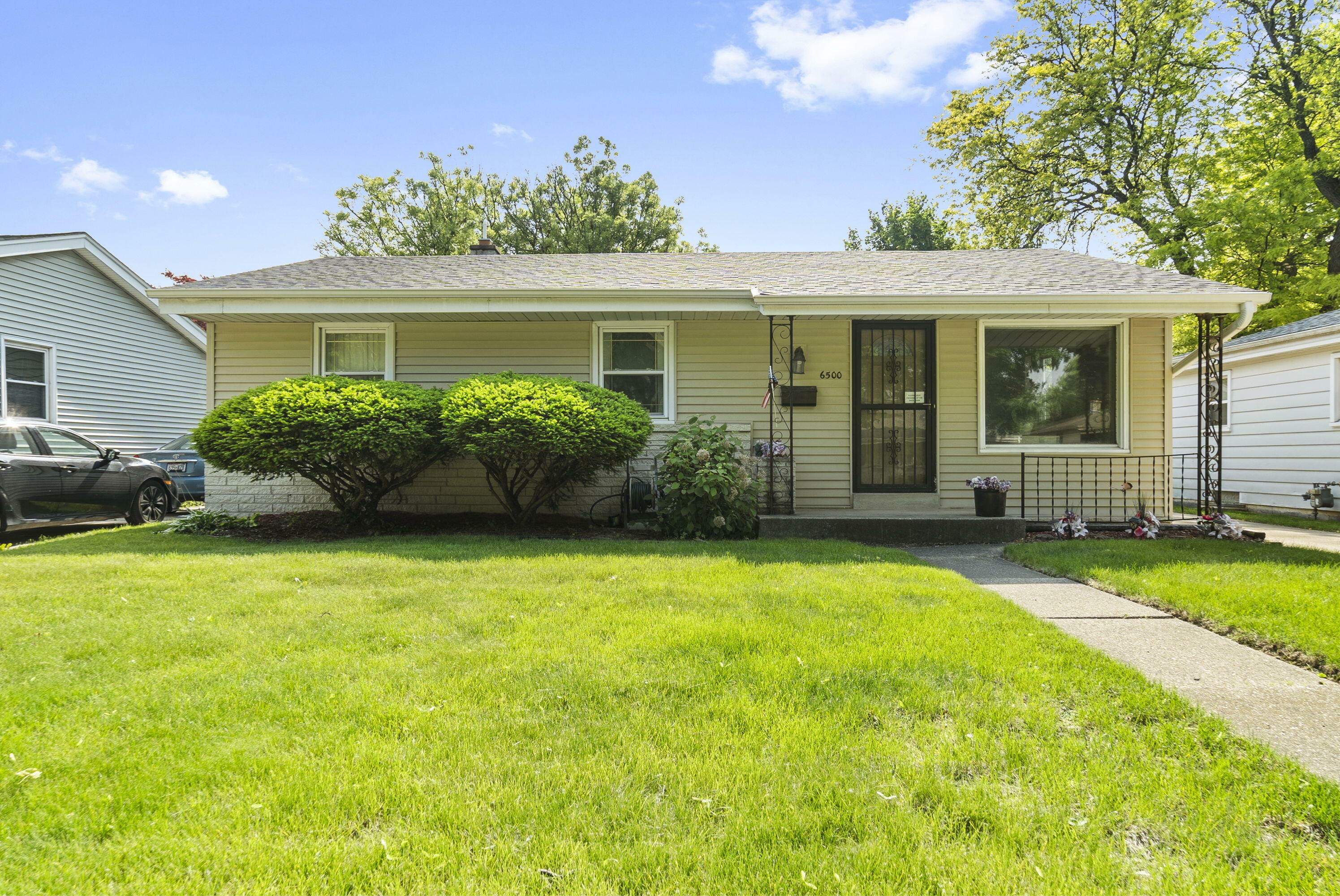 Property Photo: 6500 N 51st St WI 53223