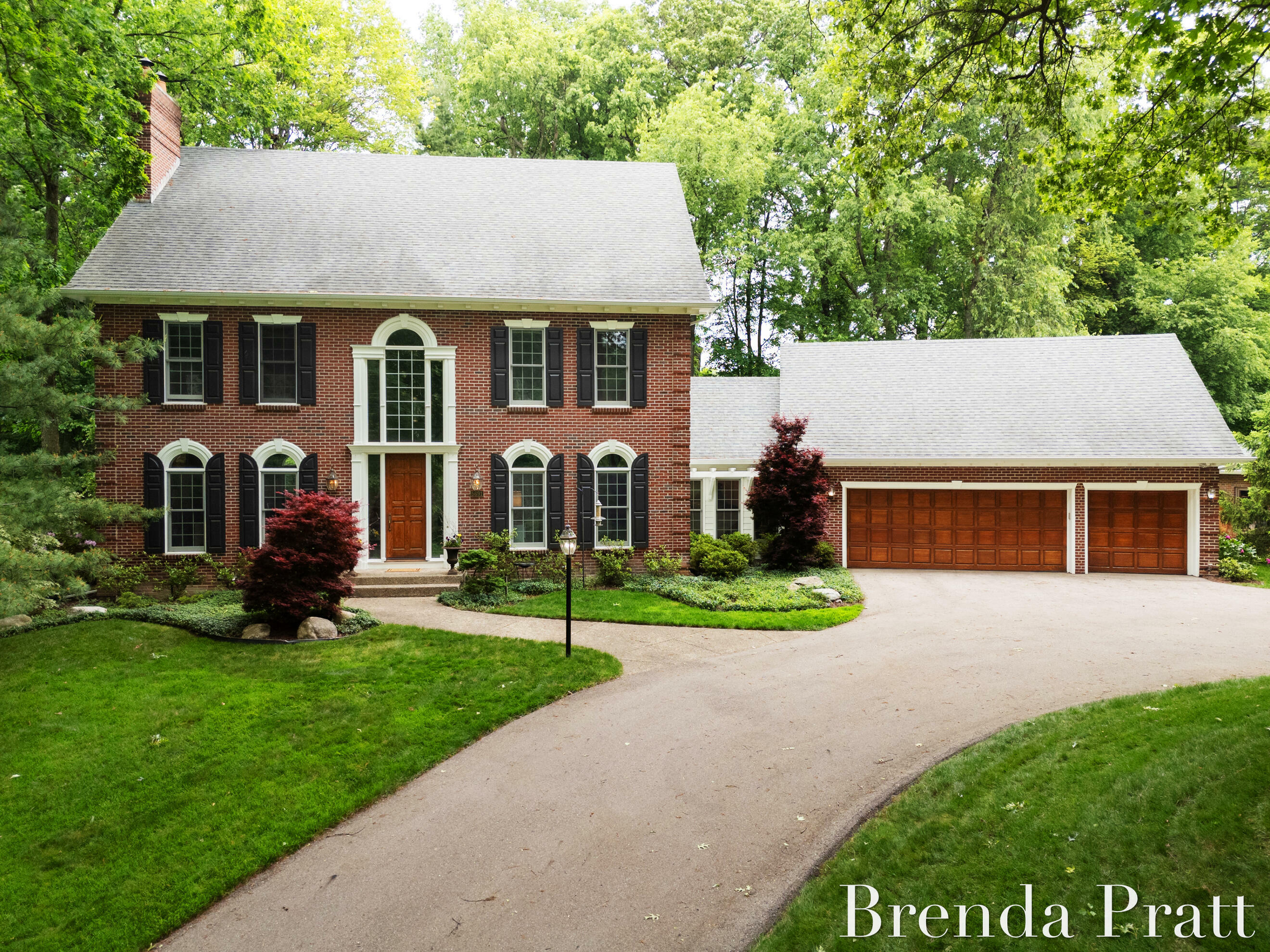 Property Photo:  5691 Forest Glen SE  MI 49301 