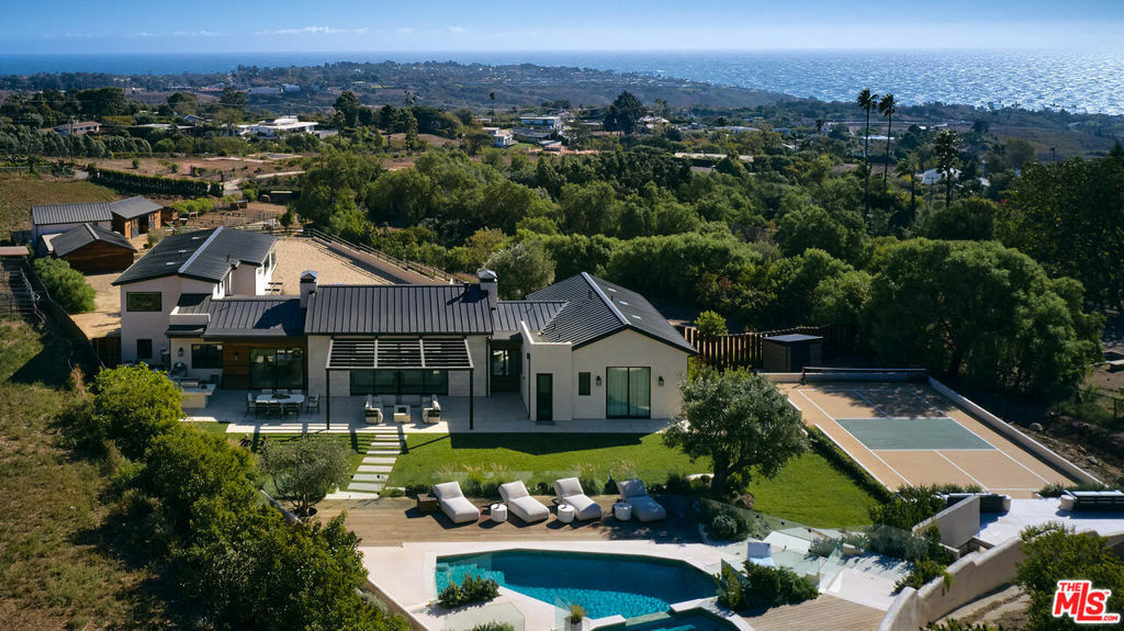 29685 Cuthbert Road  Malibu CA 90265 photo