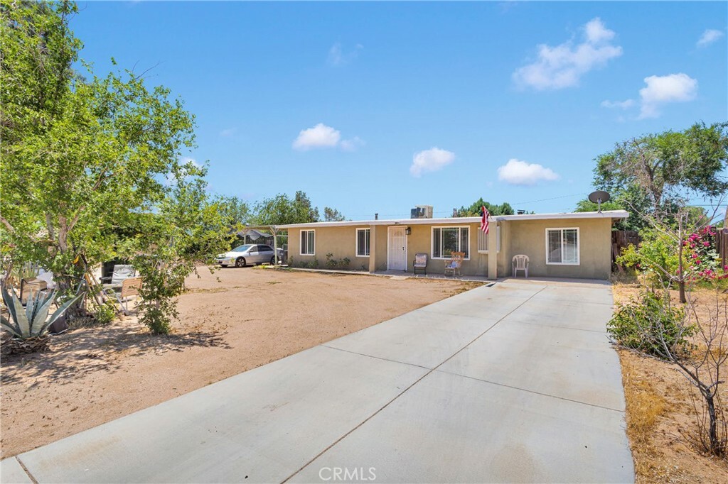 Property Photo:  15069 Gravilla Road  CA 92392 