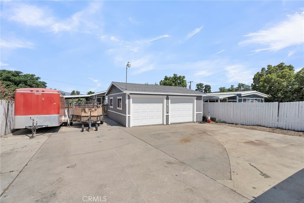 Property Photo:  32951 Rome Hill Road  CA 92530 