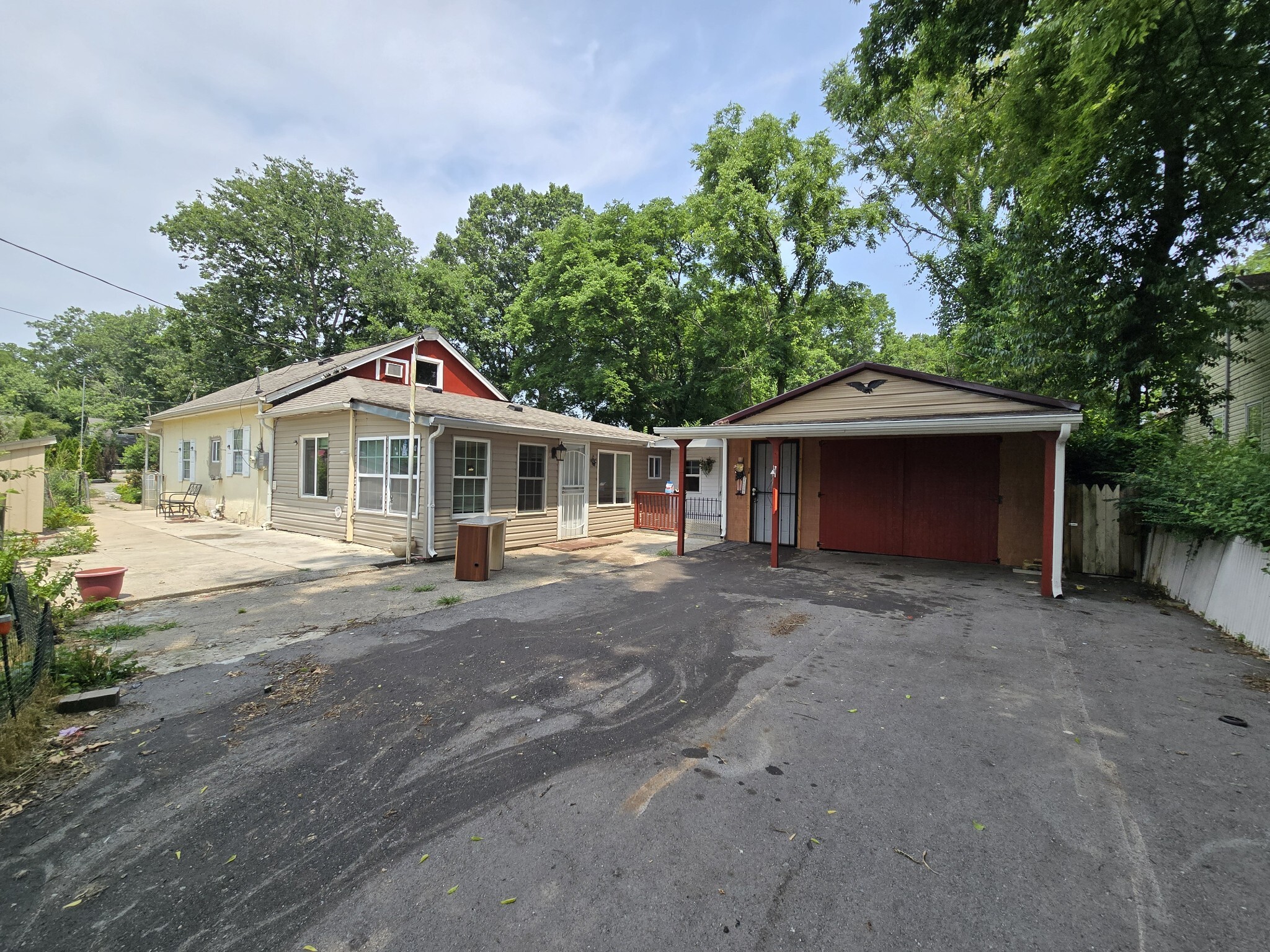 Property Photo: 849 Walnut St TN 37115