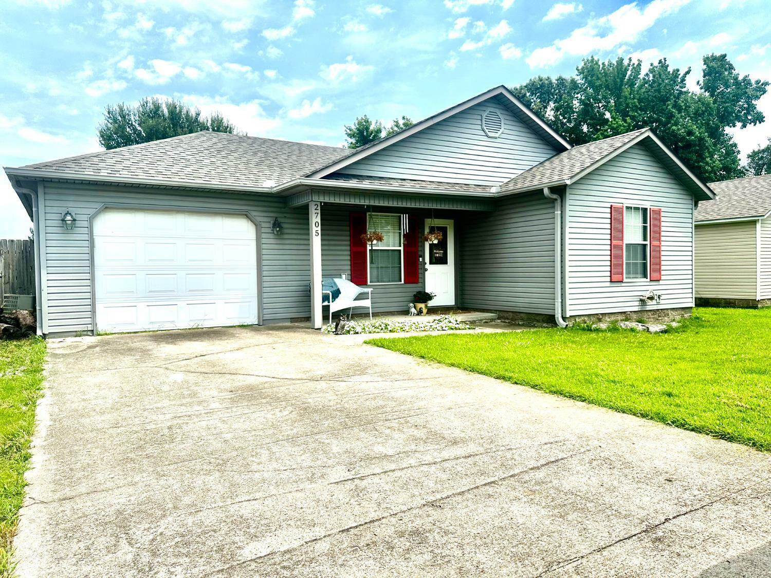 Property Photo: 2705 N 4 1/2 Street AR 72450