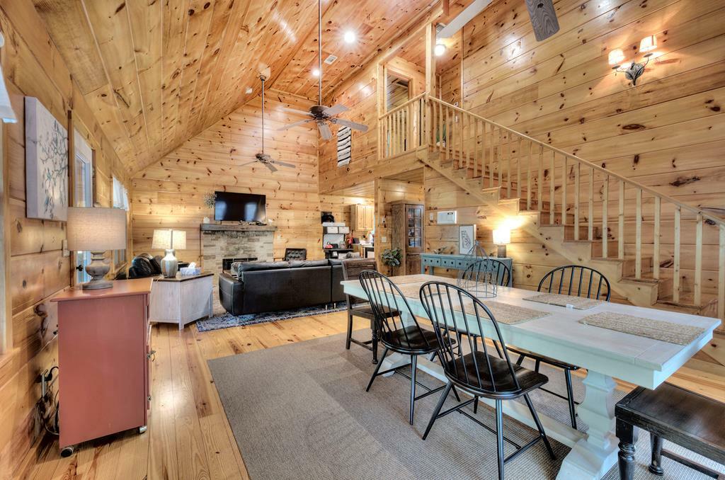Property Photo:  707 Novena Court  GA 30540 