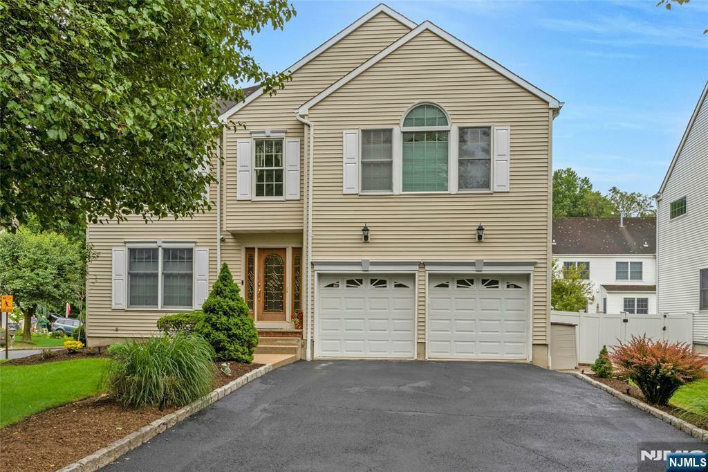 549 Alosio  River Vale NJ 07675 photo