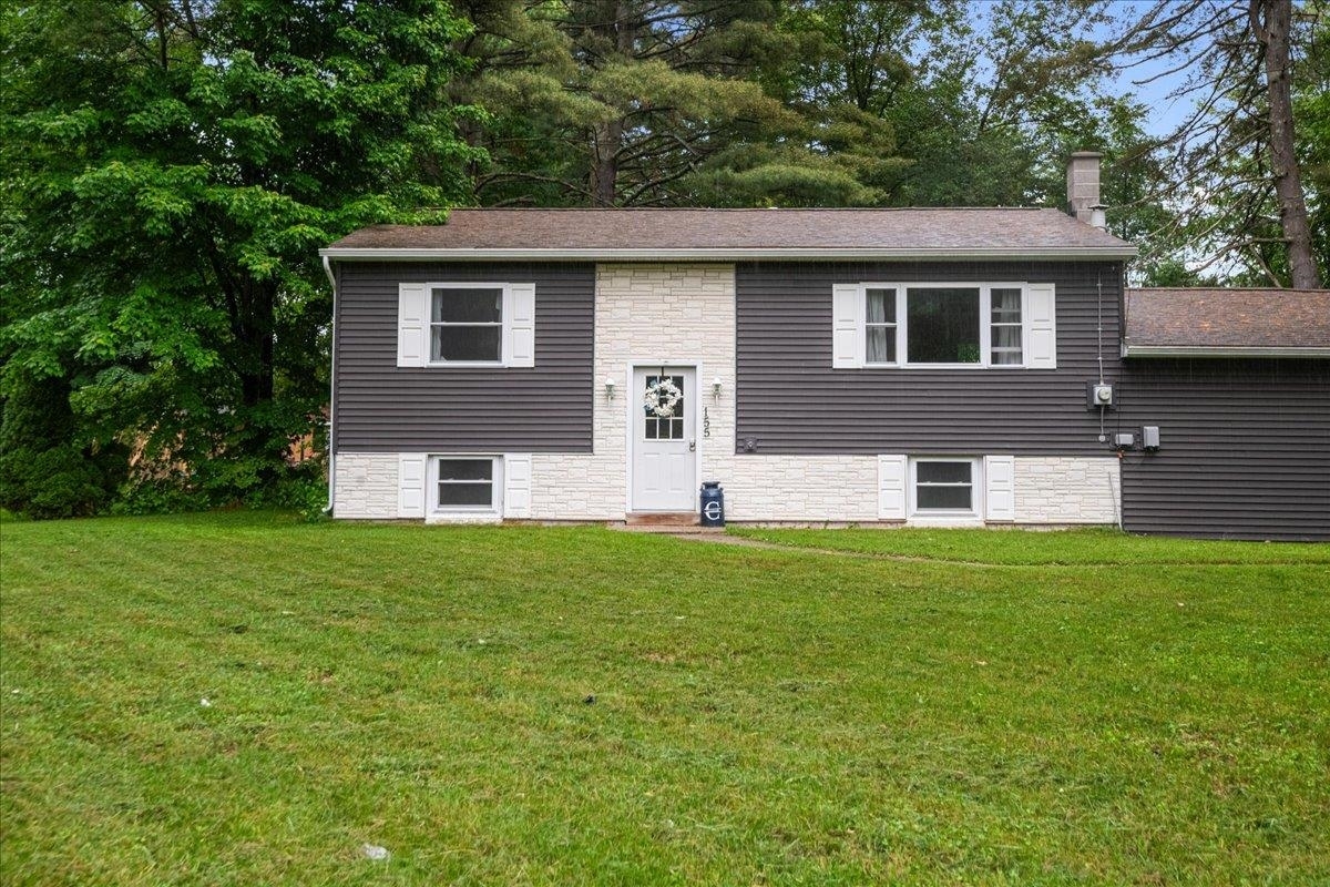 155 Woodcrest Circle  Milton VT 05468 photo