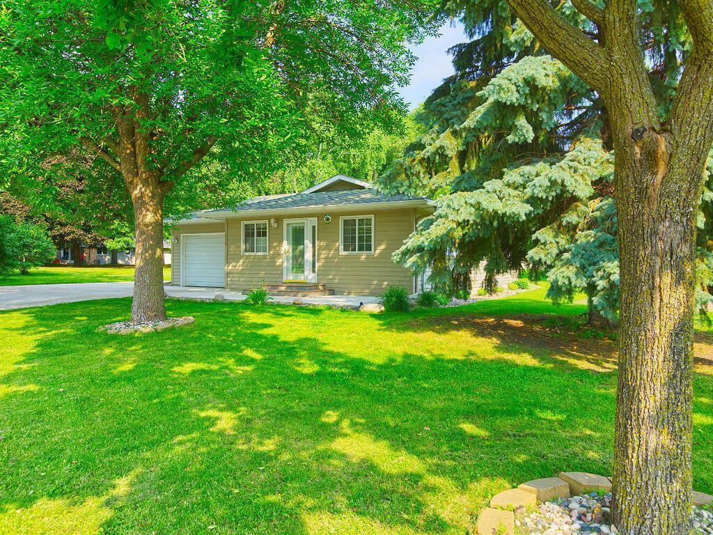 Property Photo: 638 Shady Creek Circle MN 55395