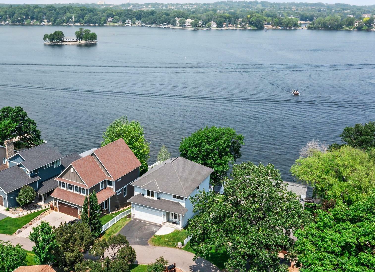 Property Photo:  3868 Green Heights Trail SW  MN 55372 