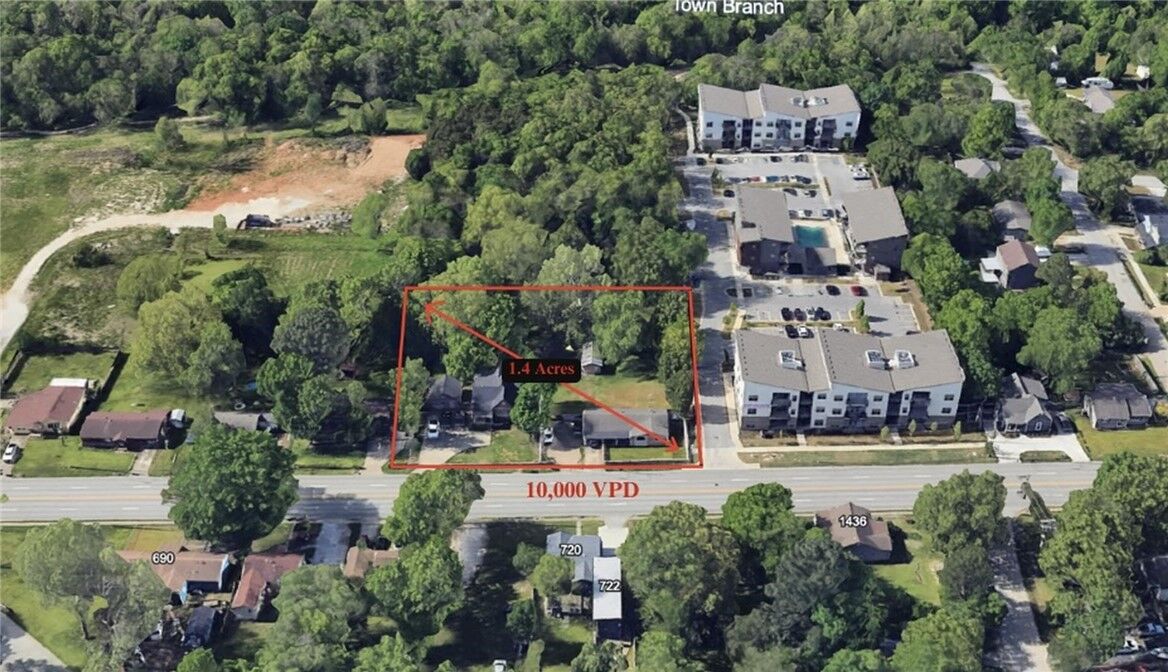 Property Photo:  711 W 15th Street  AR 72701 