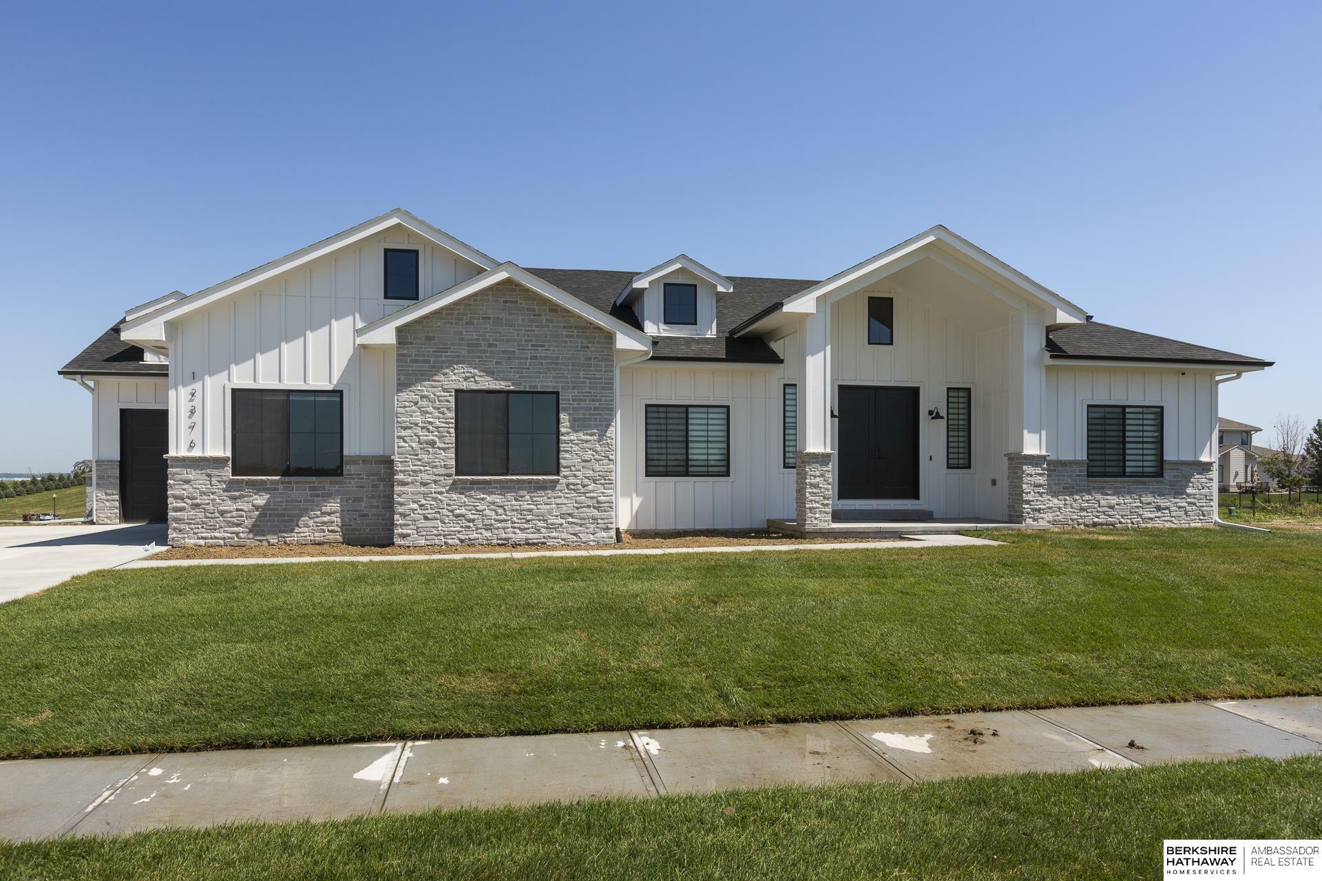 20624 Laurel Avenue  Elkhorn NE 68022 photo