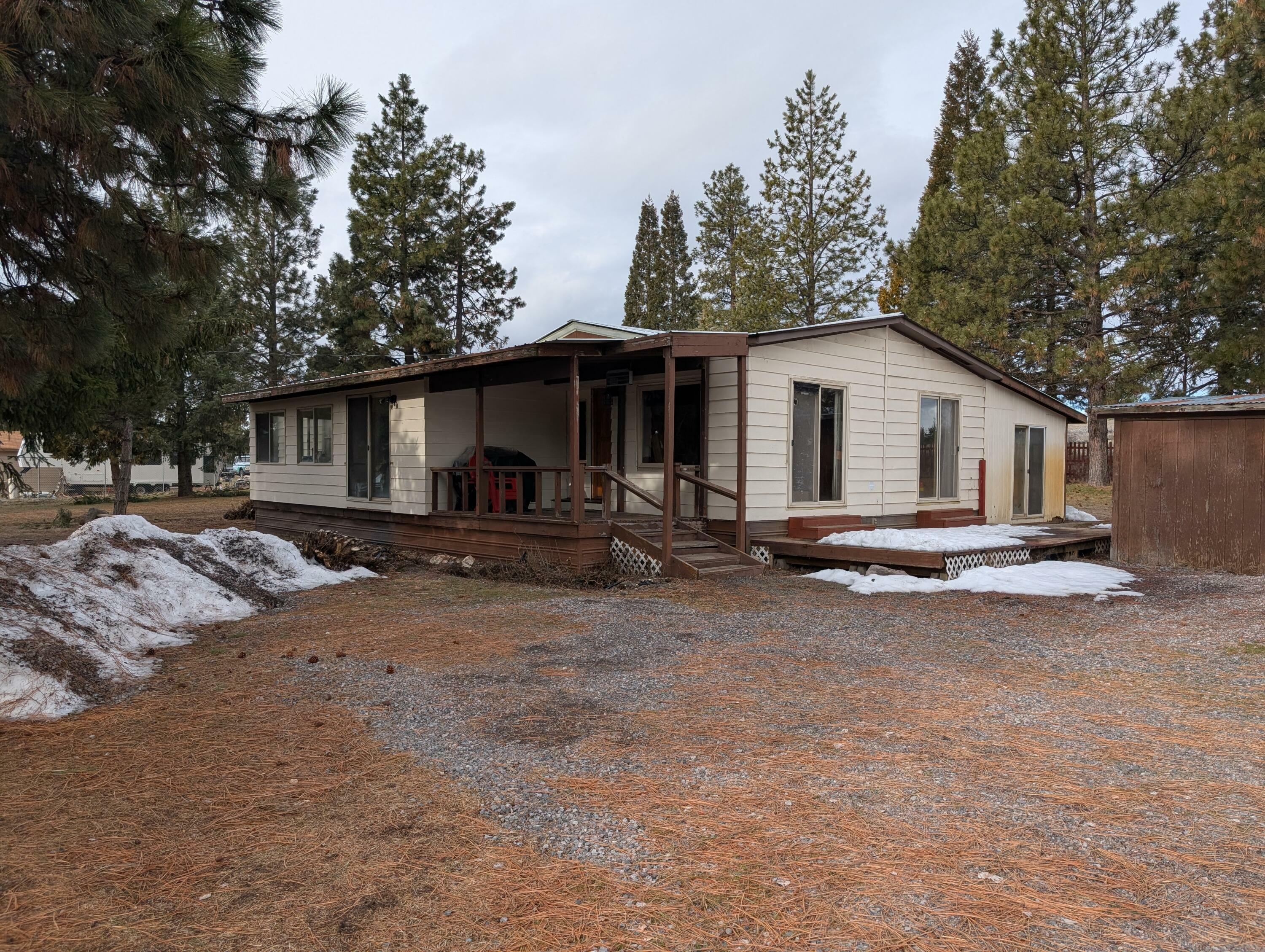 Property Photo: 34028 Lallacks Court OR 97624