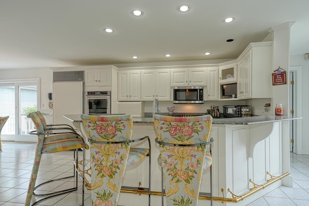 Property Photo: 244 Salem End Road MA 01702