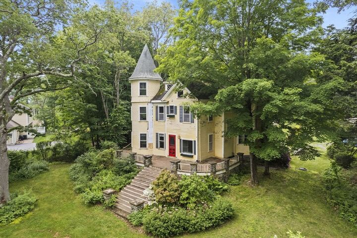 21 Main St  Newbury MA 01922 photo