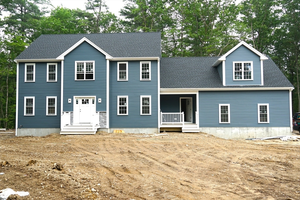 127 John Scott Boulevard  Norton MA 02766 photo