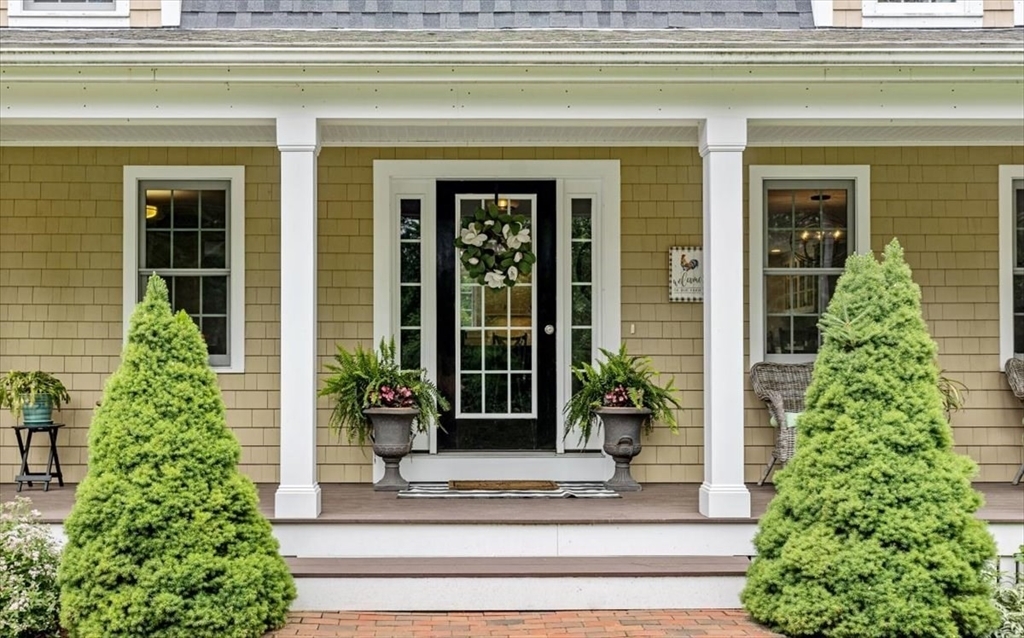 Property Photo: 1296 Main MA 02339