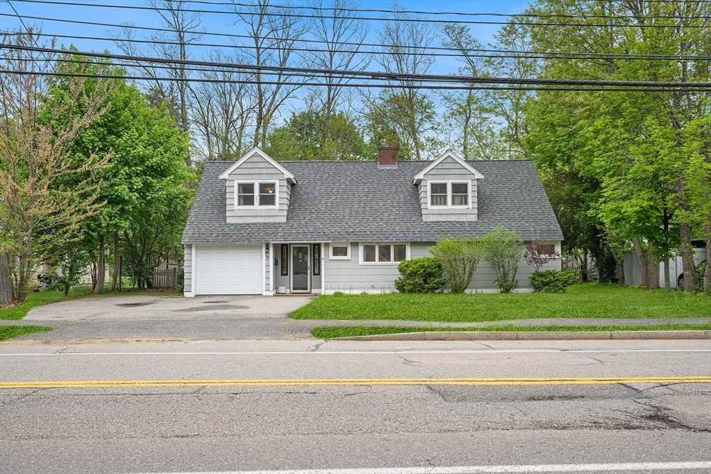 Property Photo: 133 Hartford St MA 01760